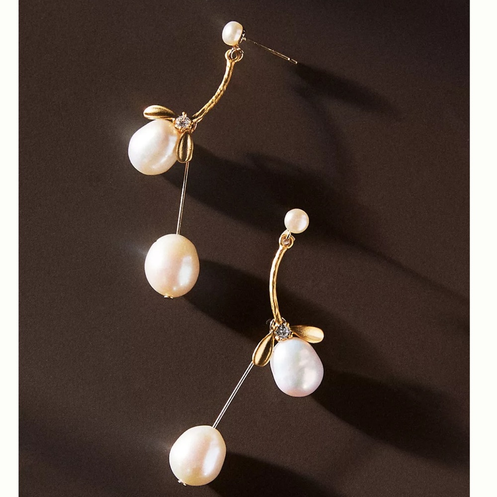 Anthropologie good pearl drop earrings